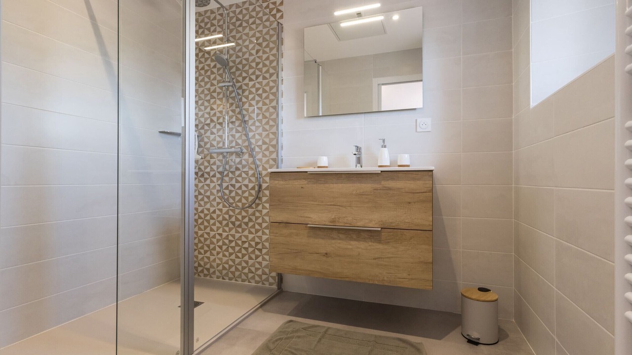 Photo of Bathroom in St-Meme-le-Tenu