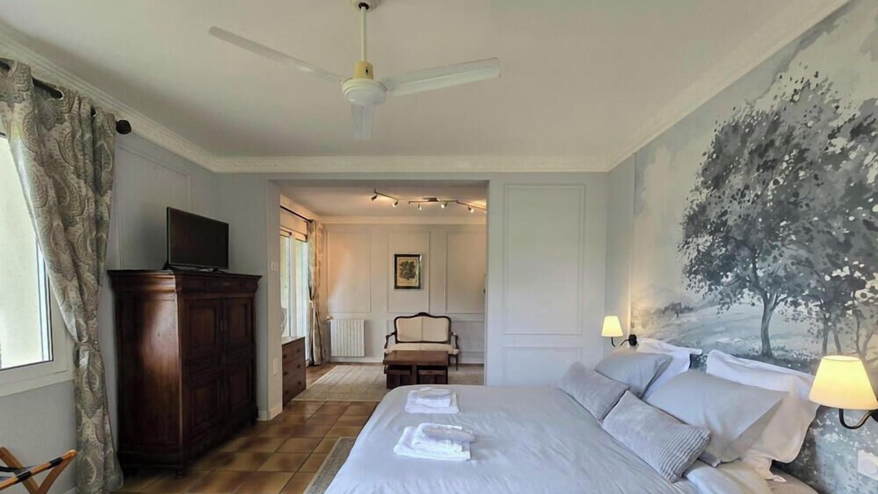 Photo of Bedroom in Monsaguel