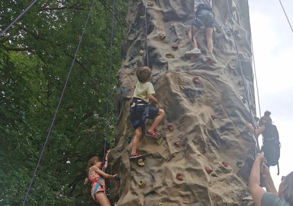 Photo of Others in Palisse
