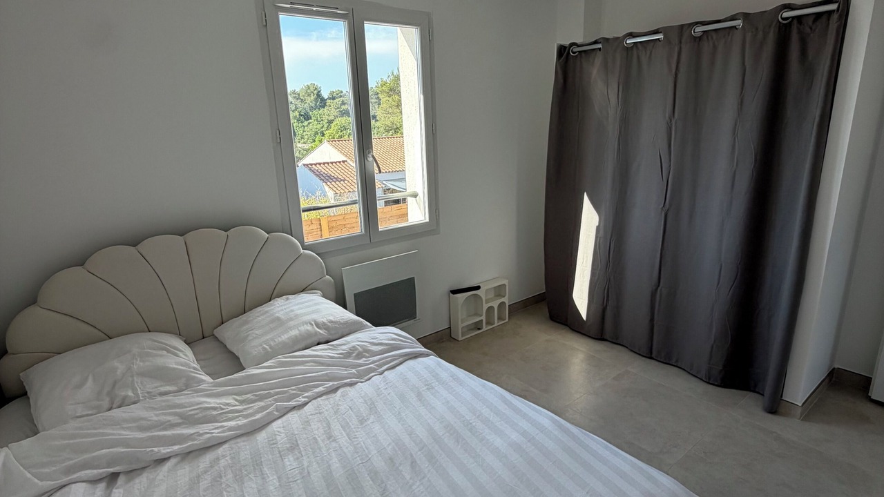 Photo of Bedroom in Rocbaron