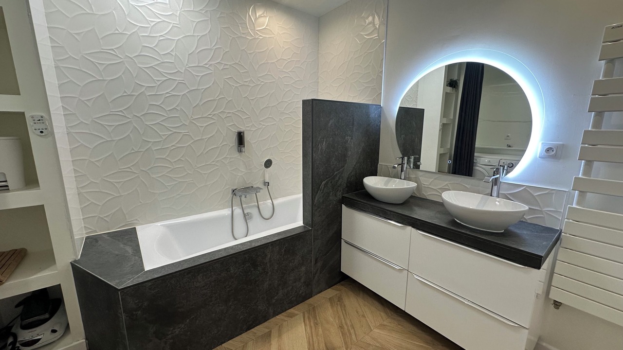 Photo of Bathroom in Villenave-d'Ornon