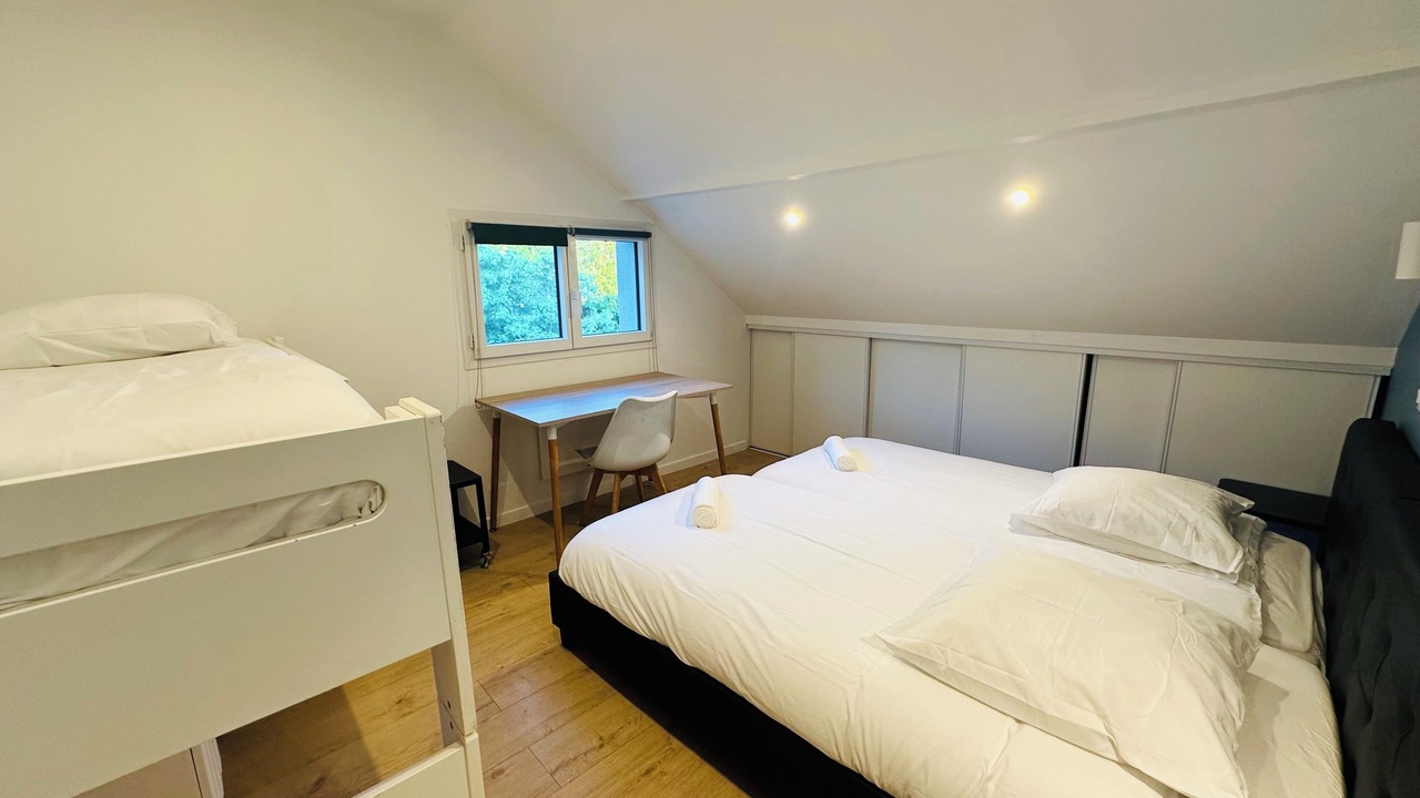 Photo of Bedroom in Villenave-d'Ornon