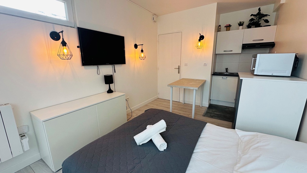 Photo of Bedroom in Villenave-d'Ornon