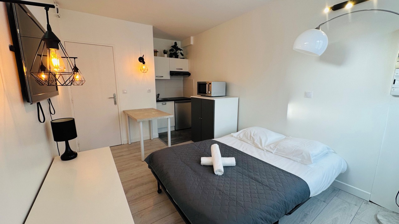 Photo of Bedroom in Villenave-d'Ornon