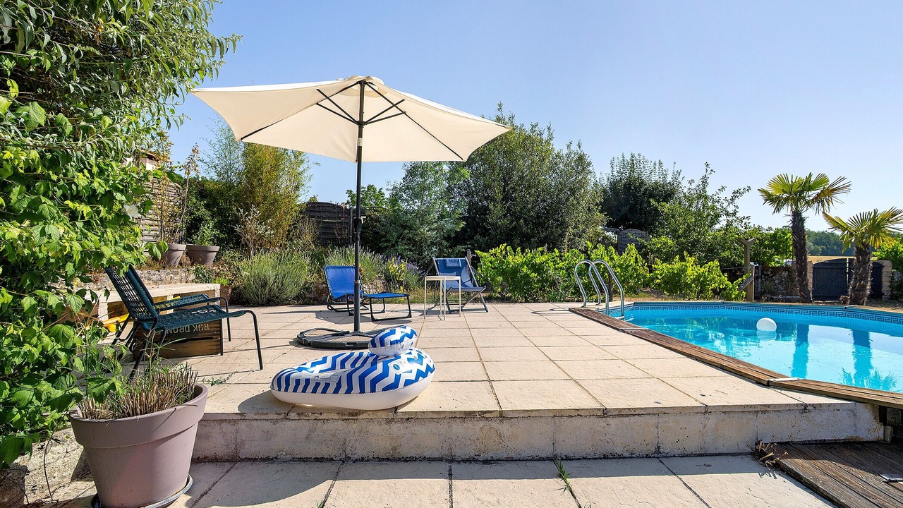 Photo of Outdoor in Cercles