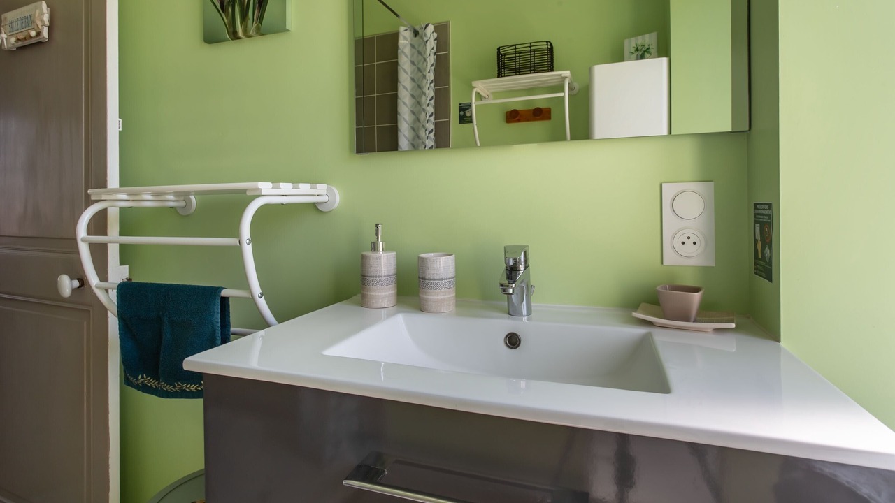 Photo of Bathroom in Cherac
