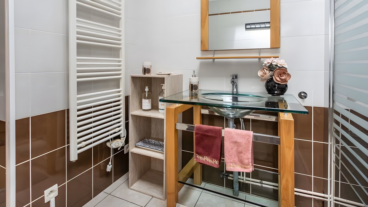 Photo of Bathroom in Cherac