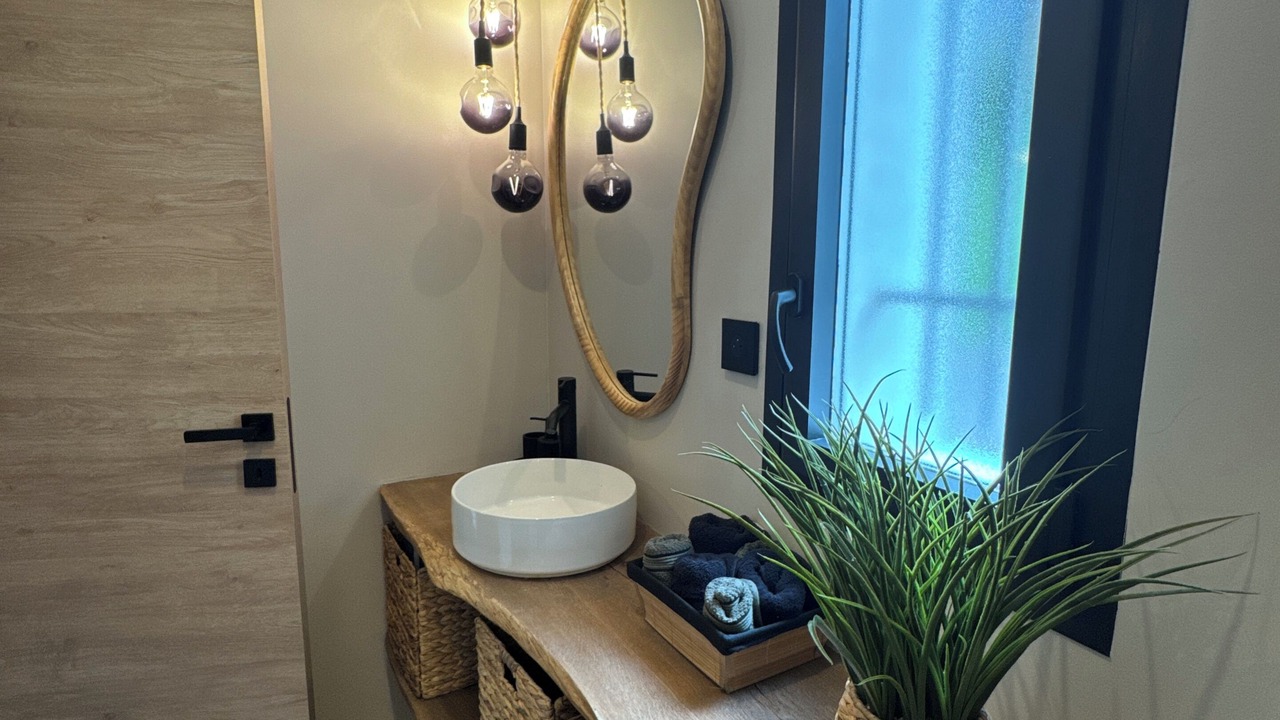 Photo of Bathroom in Bredannaz