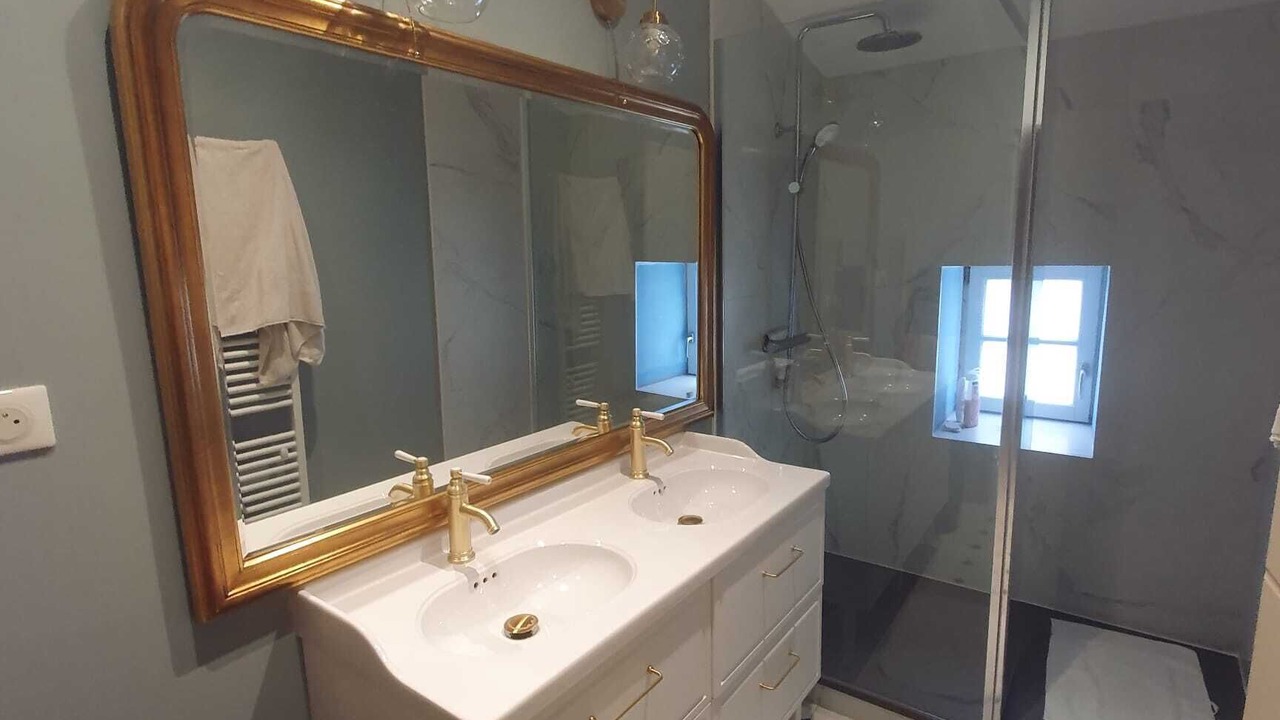 Photo of Bathroom in Mornac-sur-Seudre
