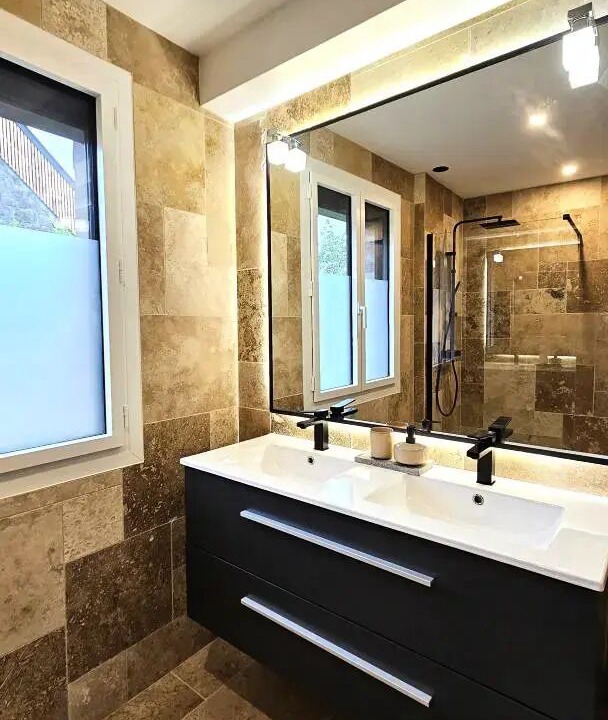 Photo of Bathroom in Ussac