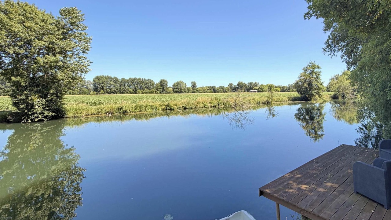 Photo of Outdoor in Bonnes