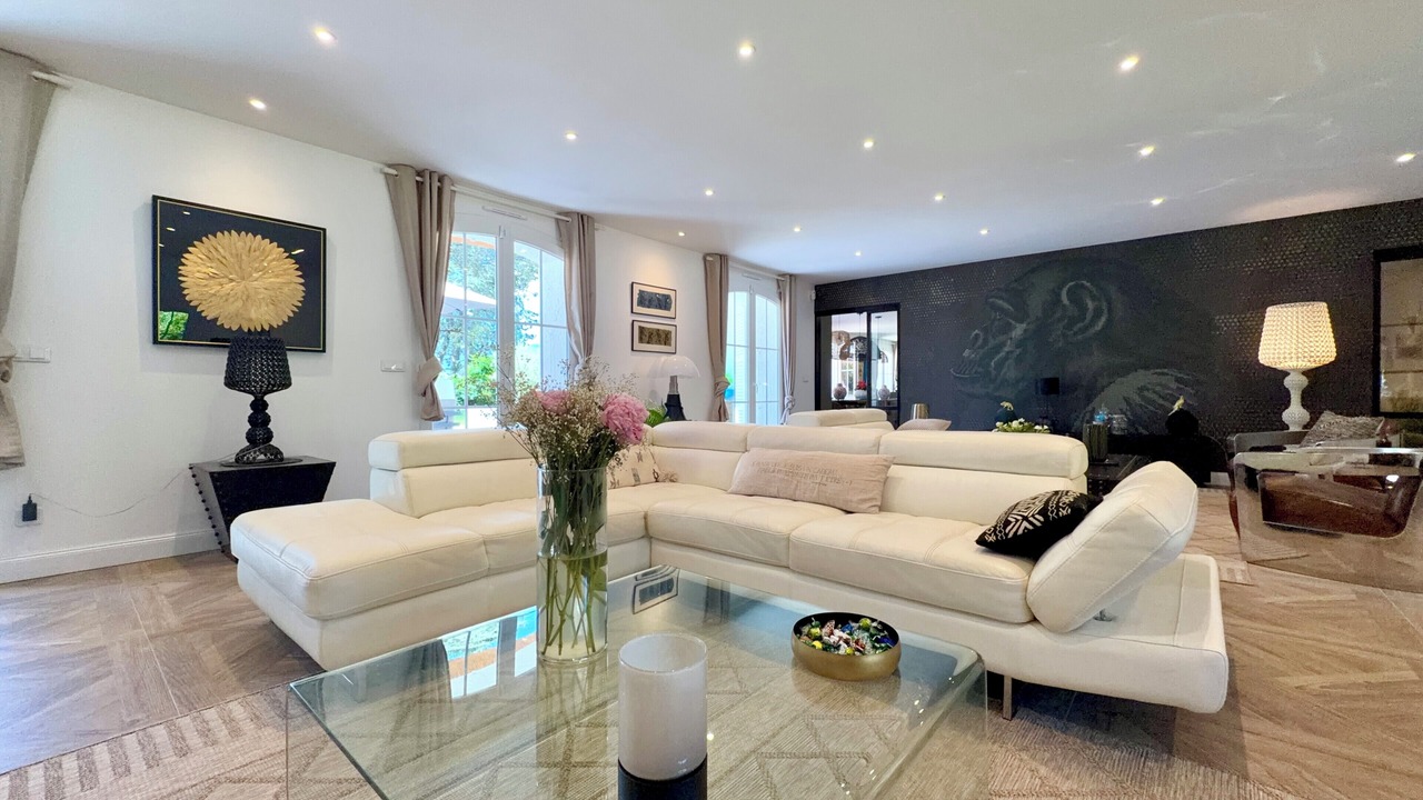 Photo of Livingroom in Sonnaz