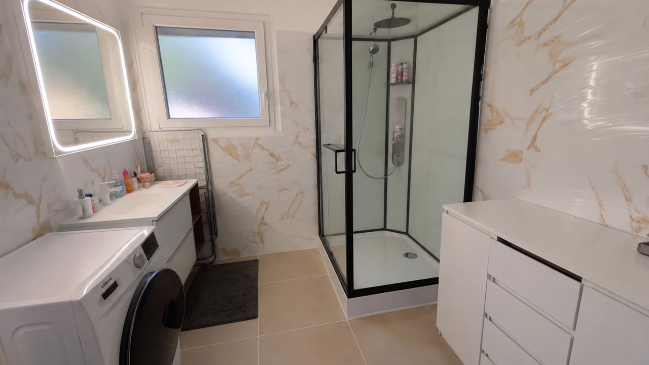 Photo of Bathroom in Sainte-Feyre