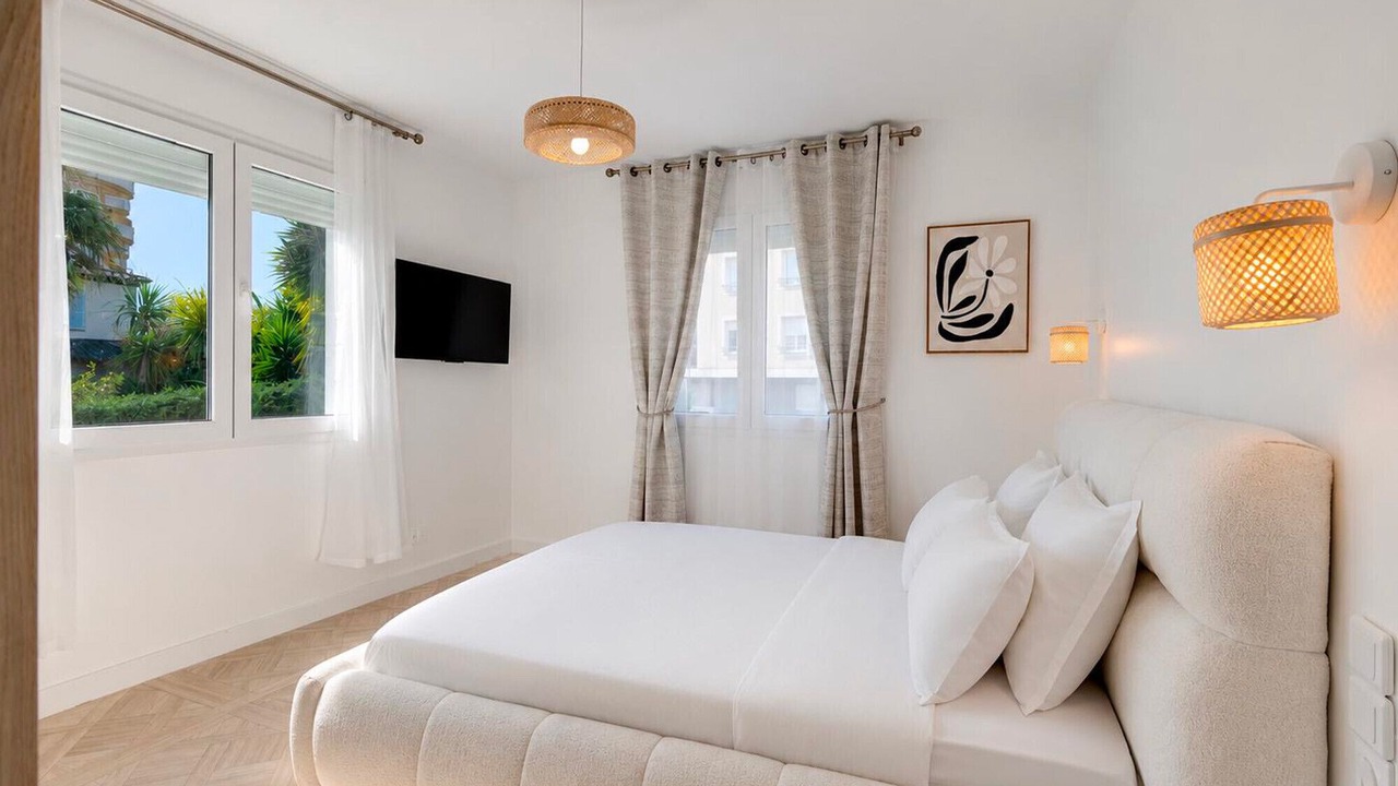 Photo of Bedroom in Juan-les-Pins