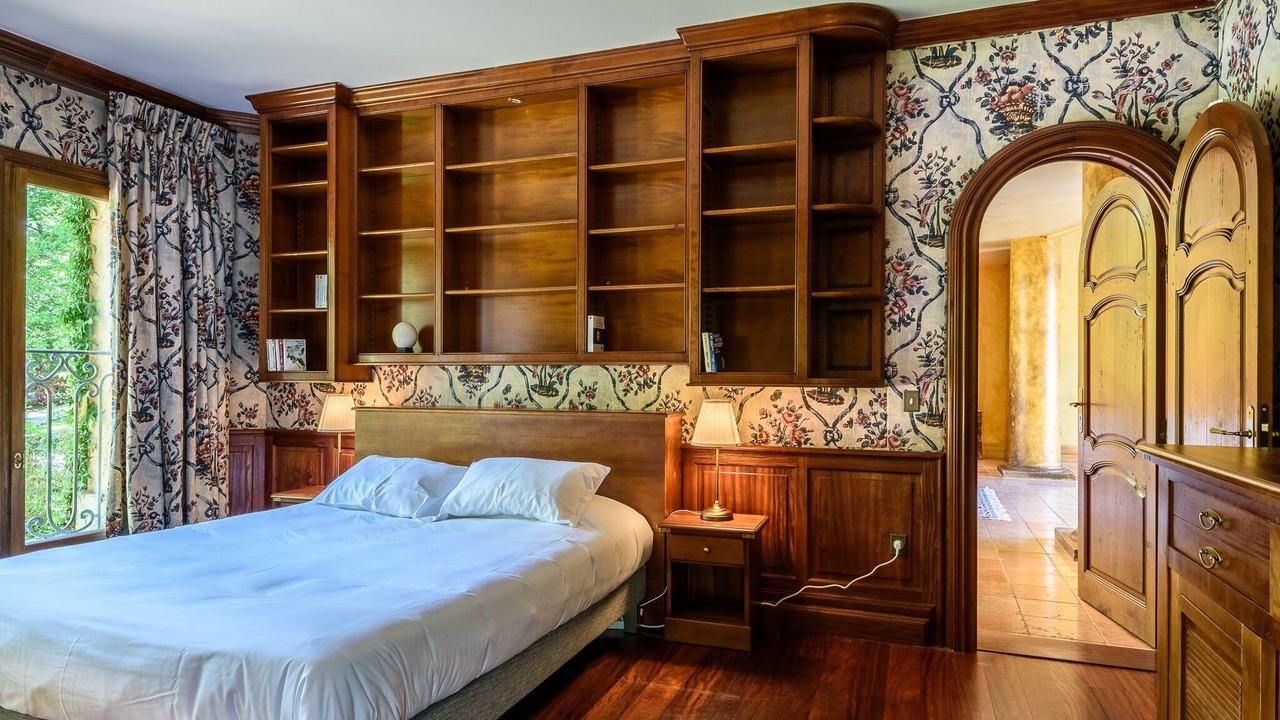 Photo of Bedroom in Saint-Jean-de-Luz