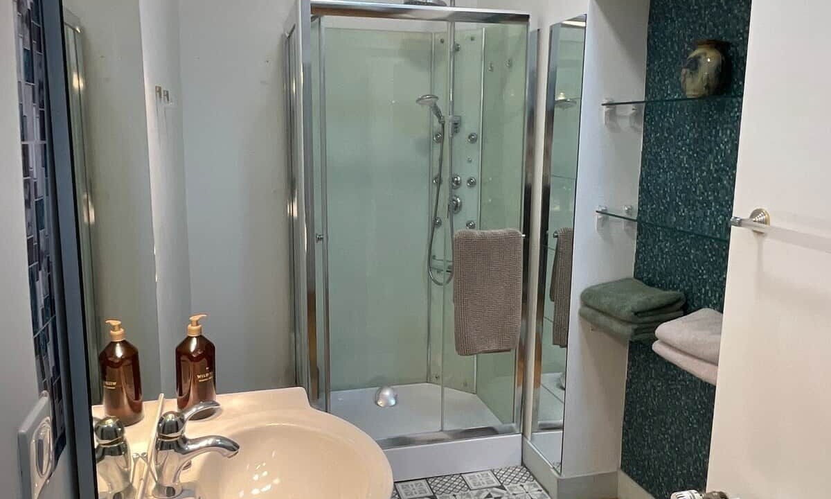 Photo of Bathroom in Layrac