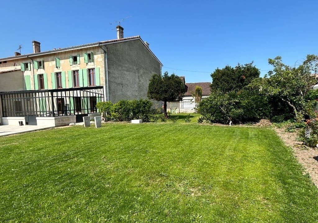 Photo of Outdoor in Chevanceaux