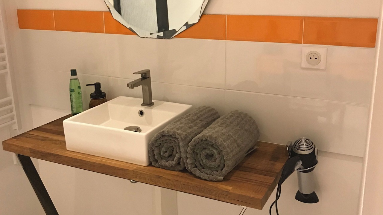 Photo of Bathroom in Cognac