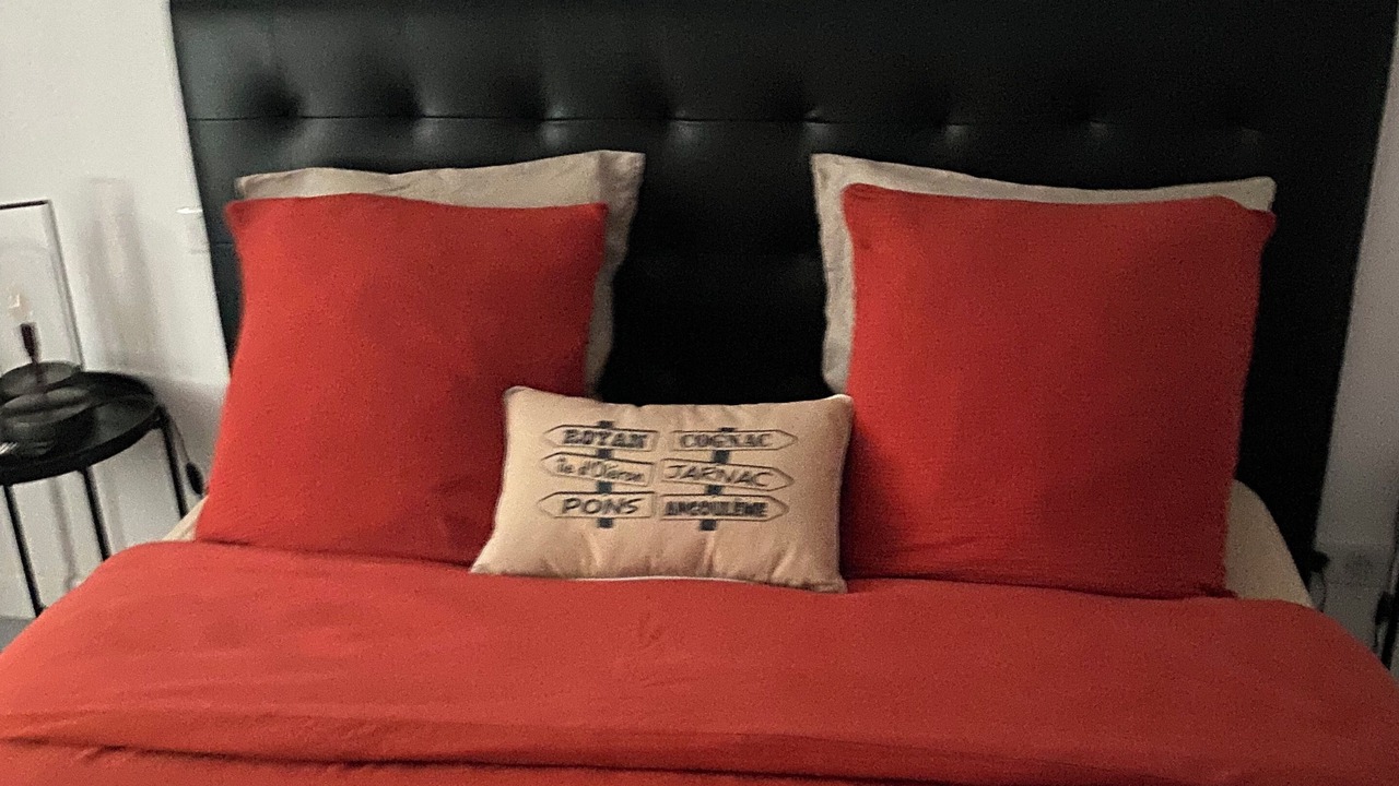 Photo of Bedroom in Cognac