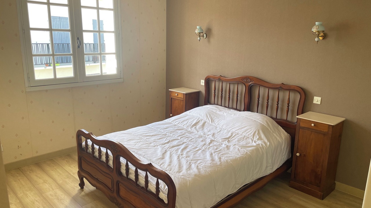 Photo of Bedroom in Domino