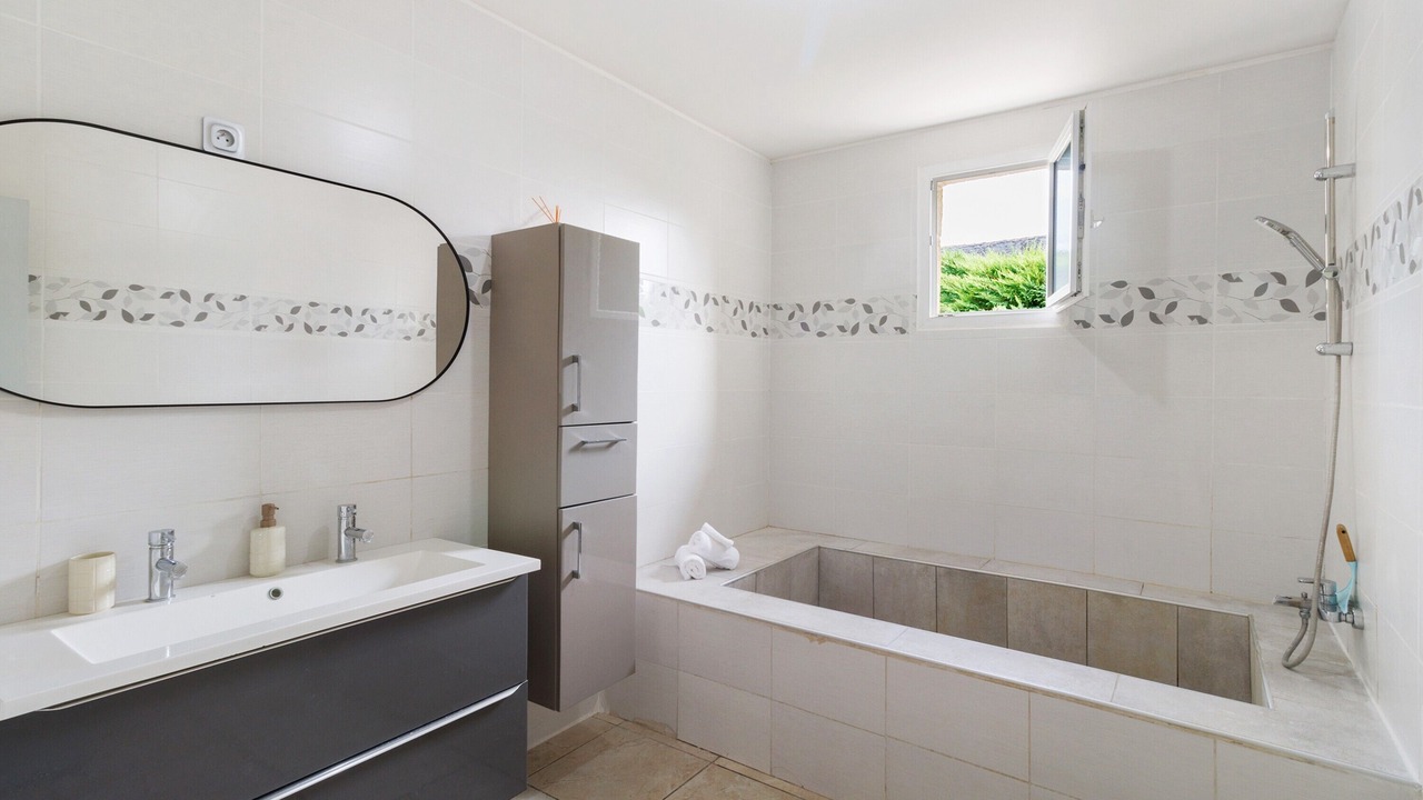 Photo of Bathroom in Pazayac