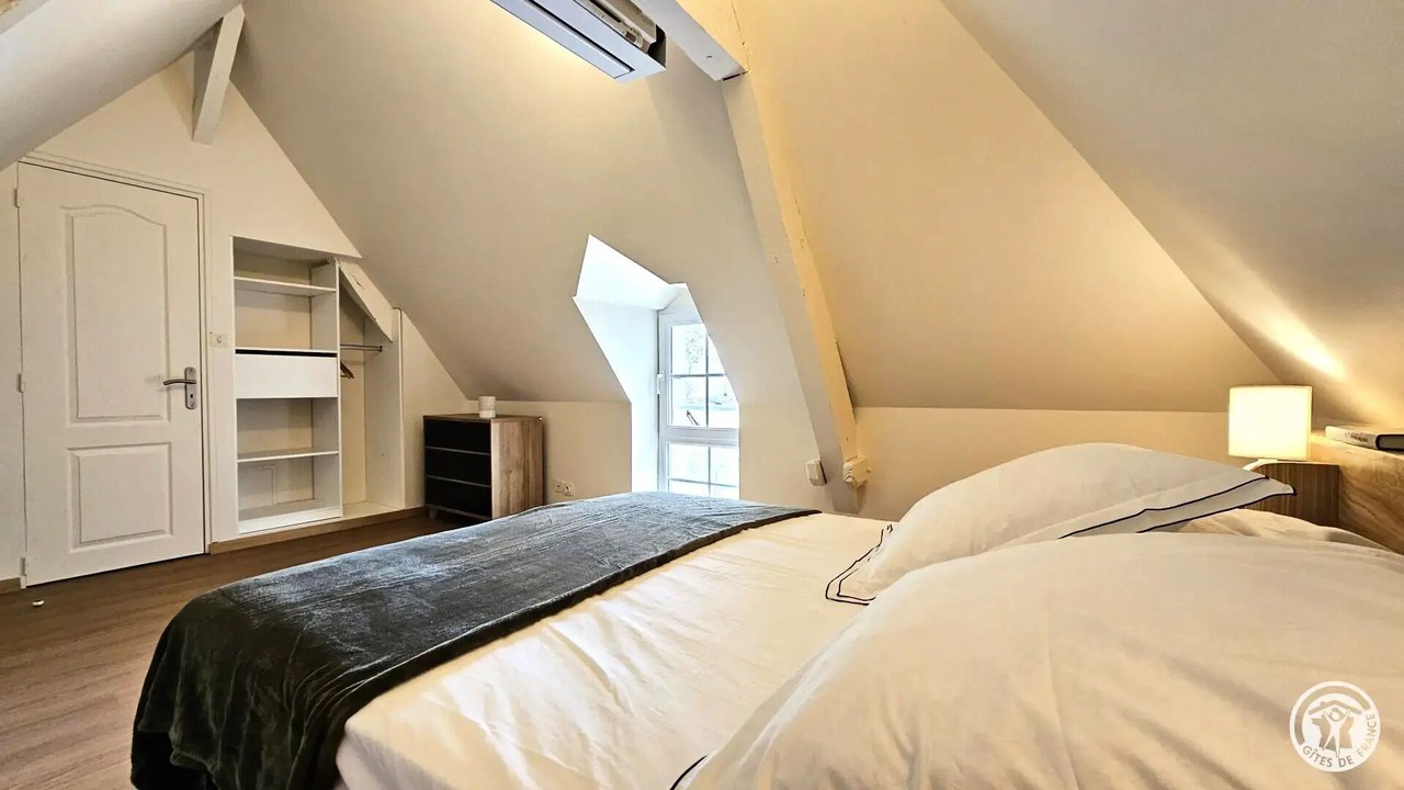 Photo of Bedroom in Saint-Pantaleon-de-Larche