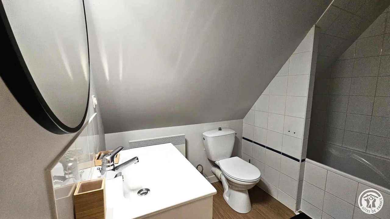Photo of Bathroom in Saint-Pantaleon-de-Larche