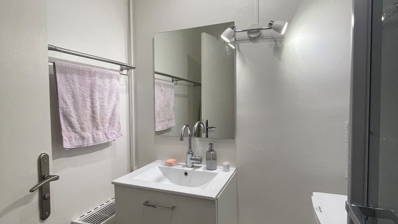Photo of Bathroom in Rumilly