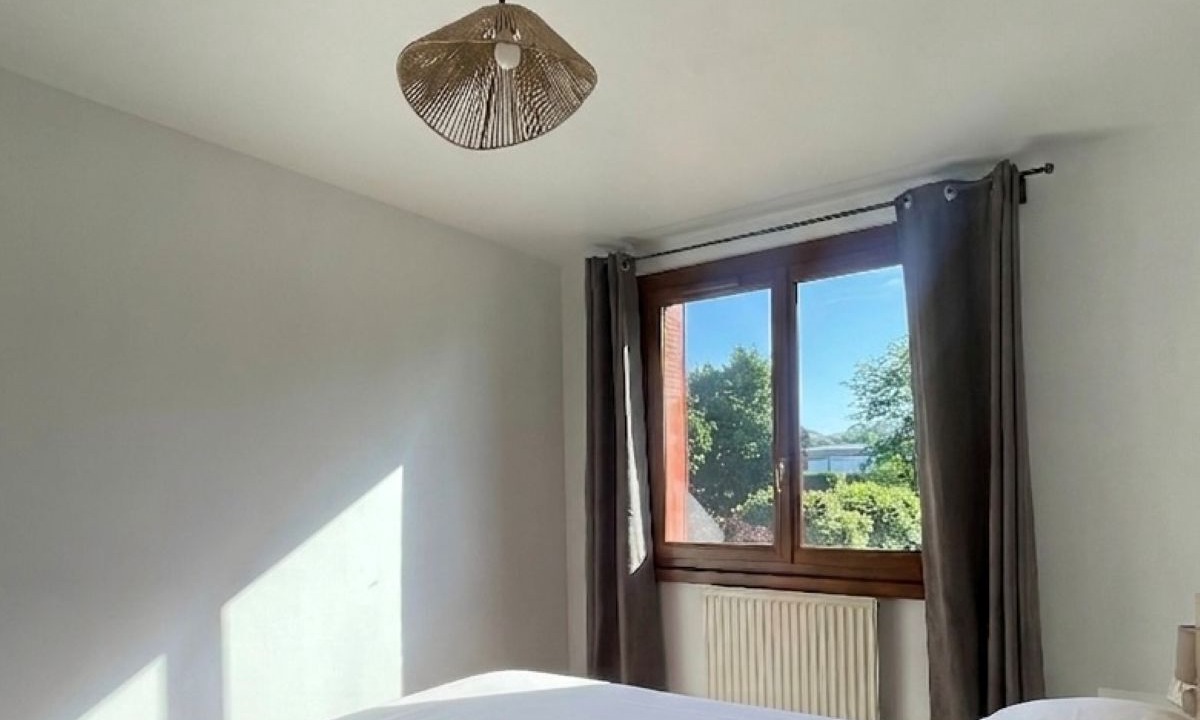 Photo of Bedroom in Rumilly