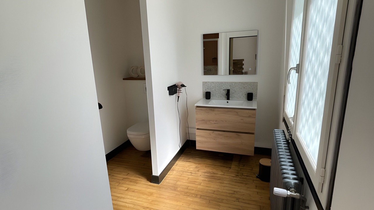 Photo of Bathroom in Bugeat