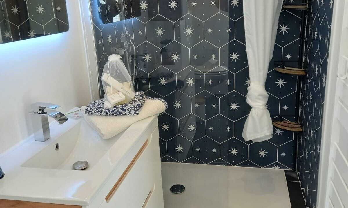 Photo of Bathroom in Juan-les-Pins