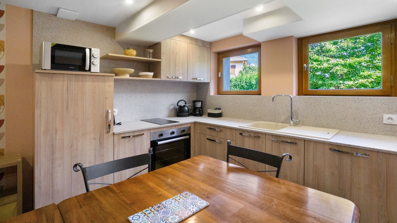 Photo of Kitchen in Saint-Jean-de-Maurienne