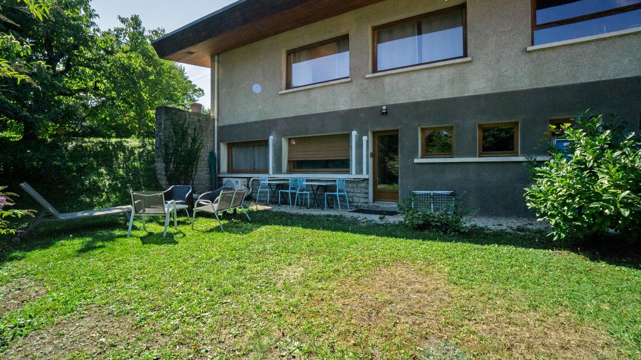 Photo of Patio Balcony in Saint-Jean-de-Maurienne