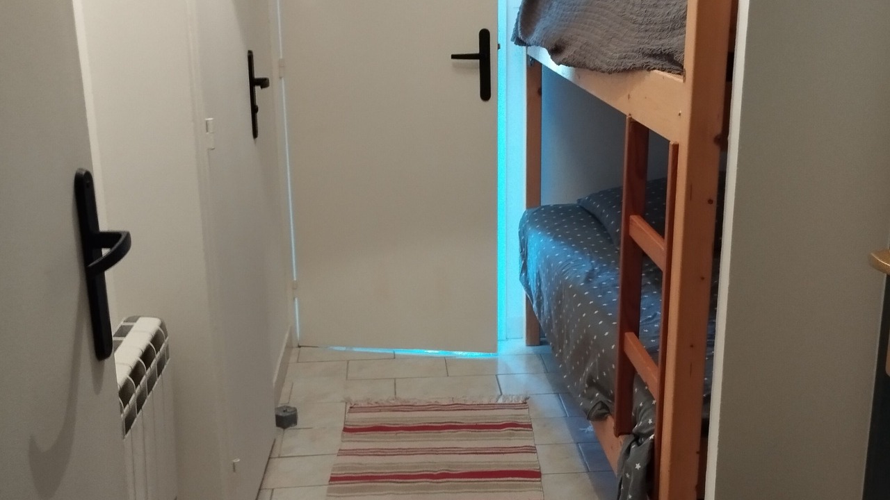 Photo of Bedroom in Greolieres les Neiges