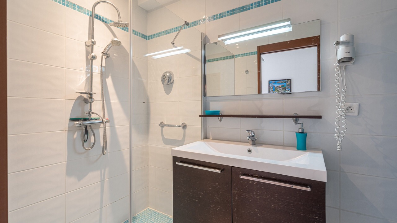 Photo of Bathroom in Saint-Simon-de-Bordes