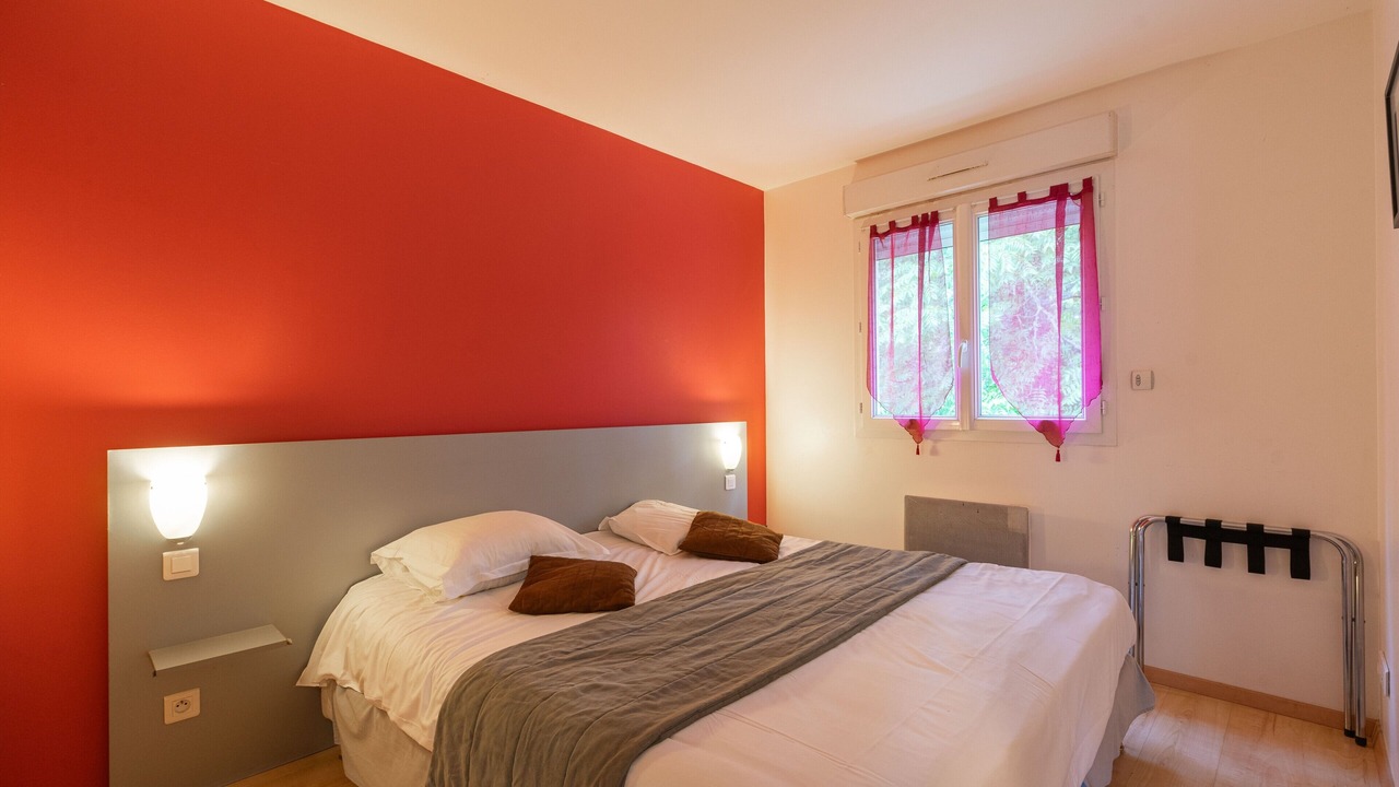 Photo of Bedroom in Saint-Simon-de-Bordes