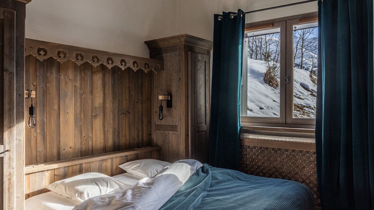 Photo of Bedroom in Albiez-Montrond