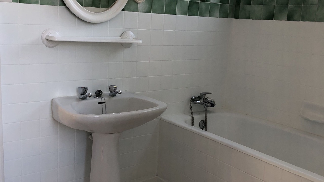 Photo of Bathroom in Saint-Germain-de-Lusignan