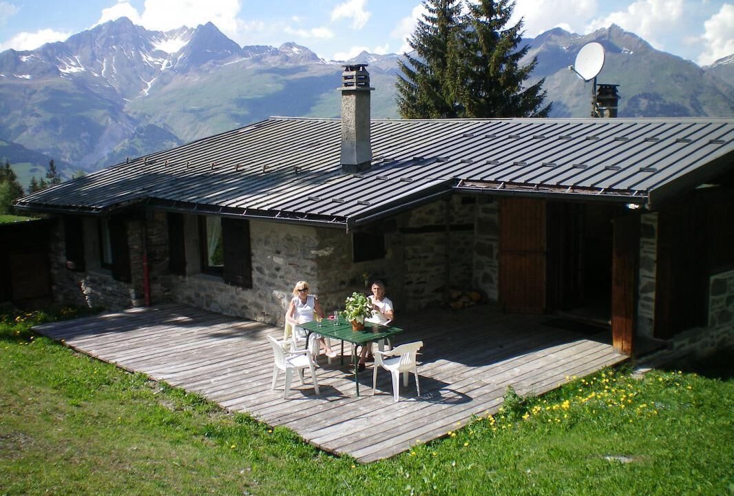 Photo of Outdoor in Arc-1600