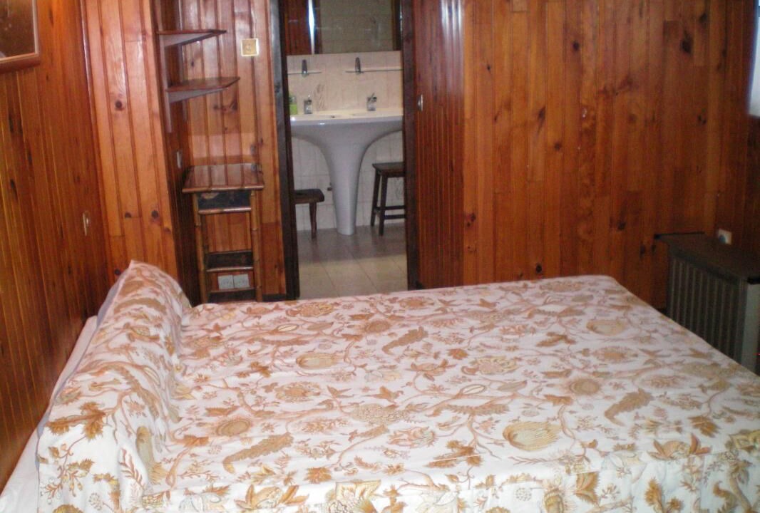 Photo of Bedroom in Arc-1600