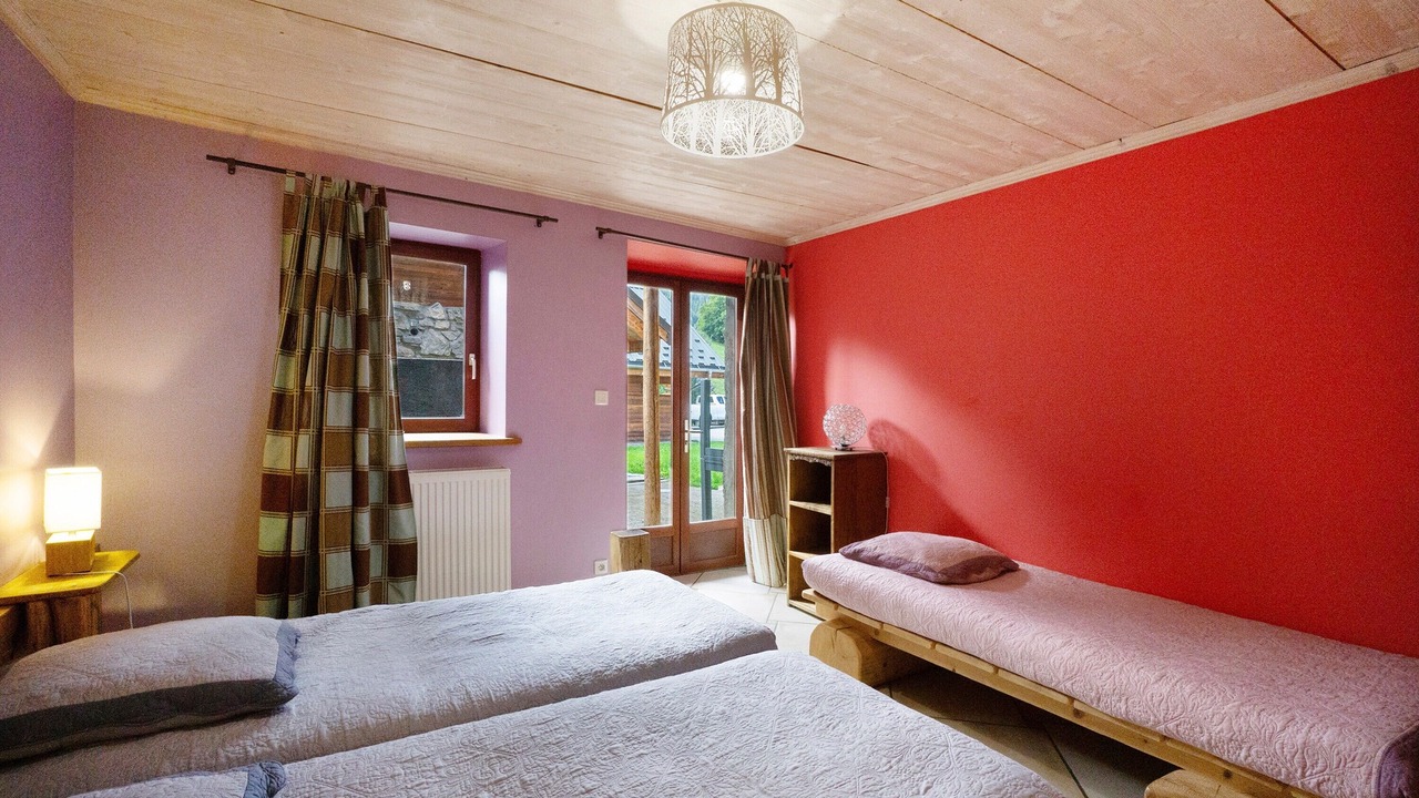 Photo of Bedroom in Albiez-le-Vieux