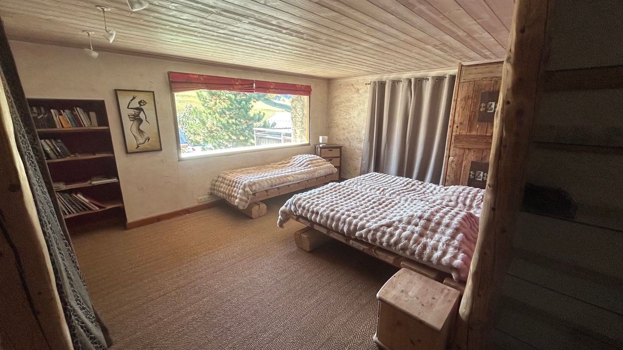 Photo of Bedroom in Albiez-le-Vieux