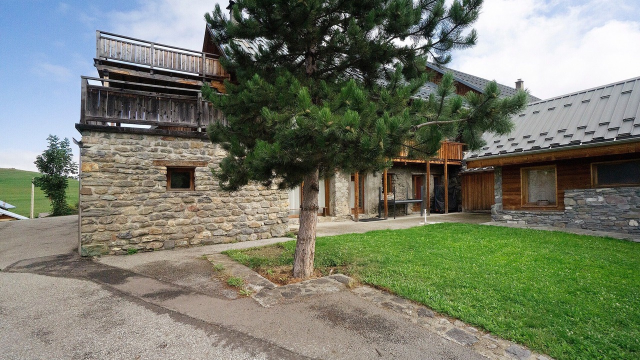 Photo of Outdoor in Albiez-le-Vieux