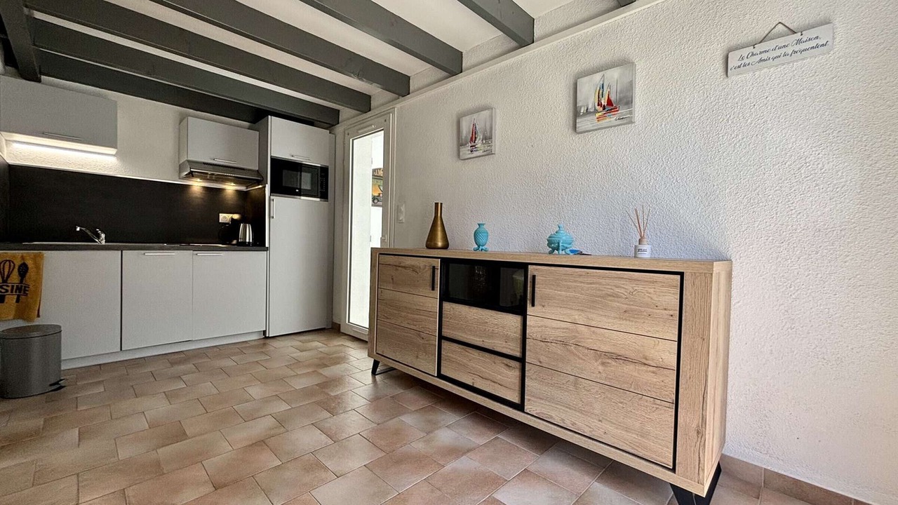 Photo of Kitchen in Domino