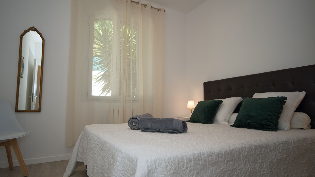 Photo of Bedroom in Biot
