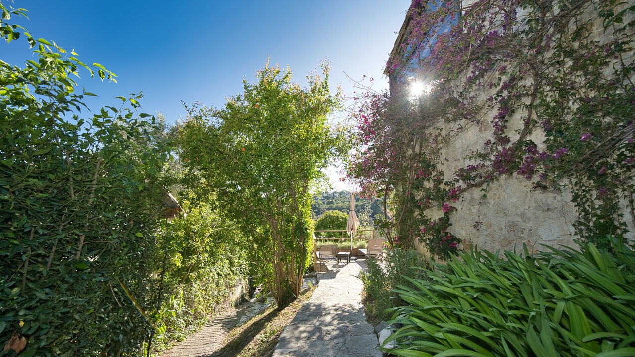 Photo of Outdoor in Biot
