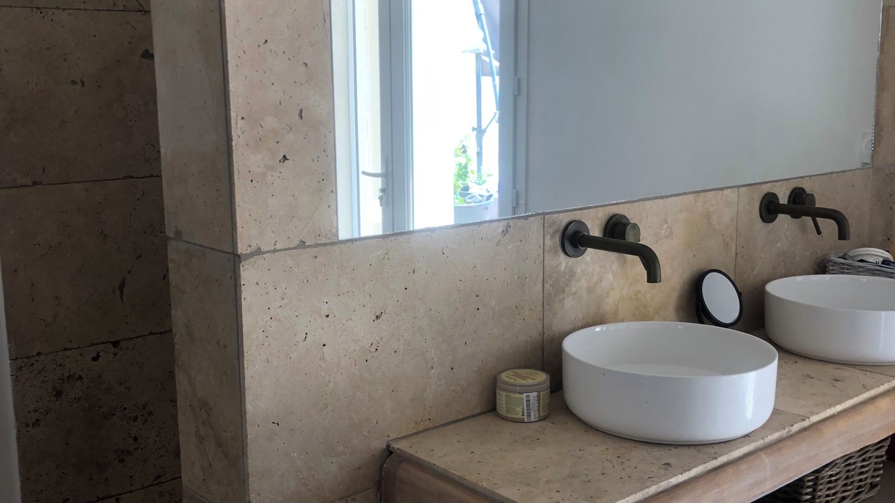 Photo of Bathroom in Meounes-les-Montrieux