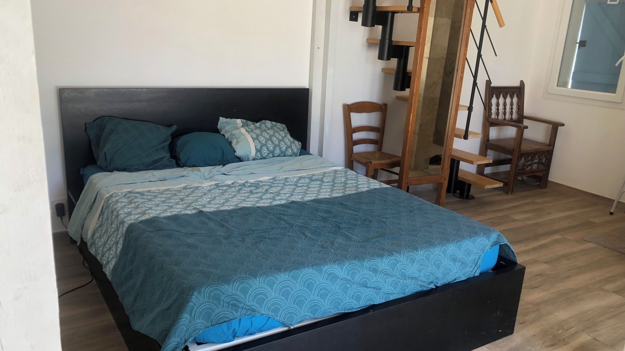 Photo of Bedroom in Meounes-les-Montrieux
