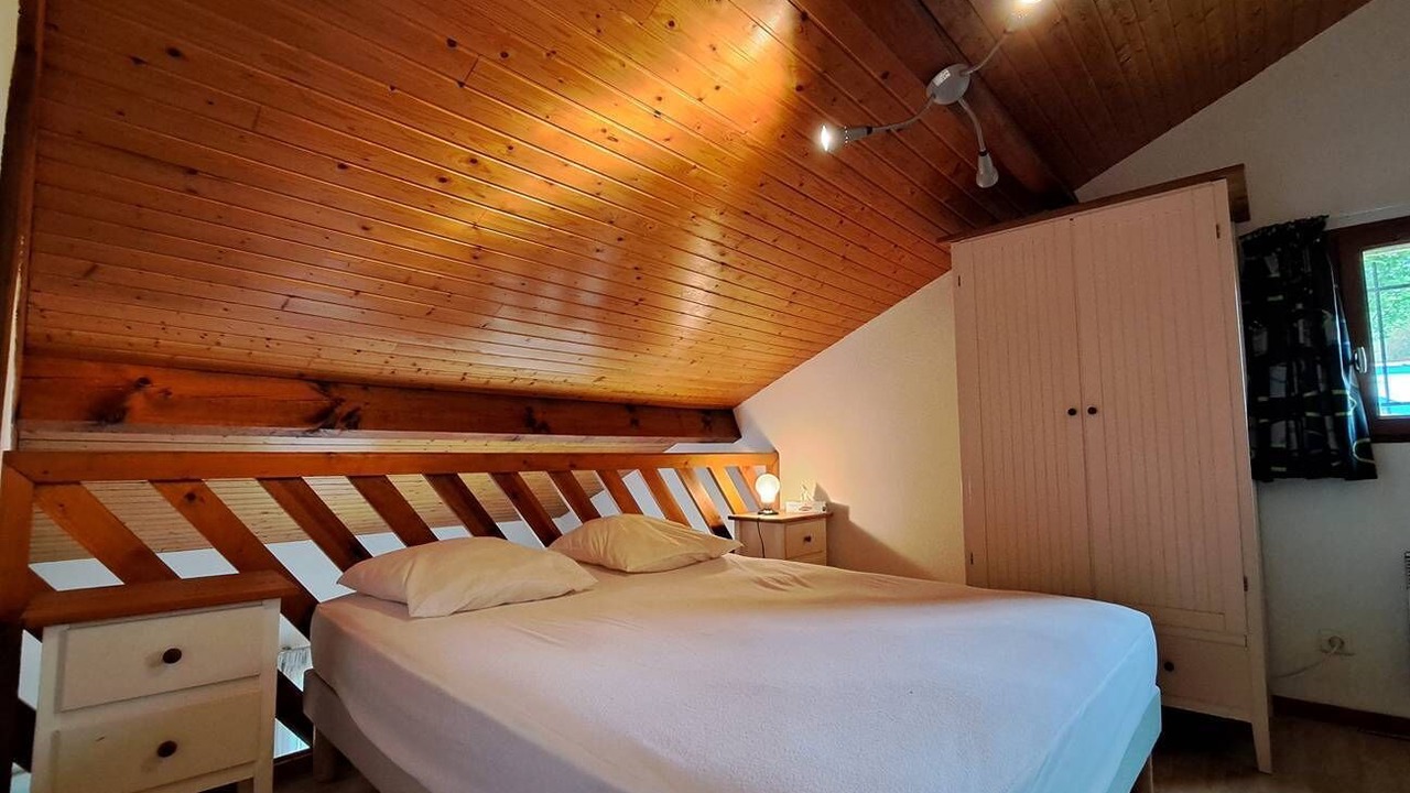 Photo of Bedroom in Saint-Julien-en-Born