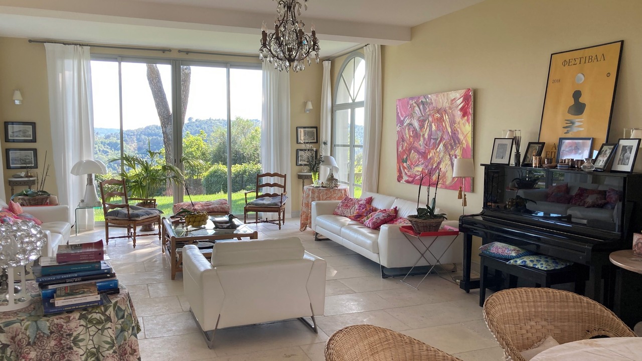 Photo of Livingroom in Saint-Jacques